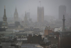 Sadiq Khan joins air pollution court case against UK government
